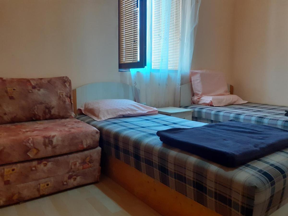 Guest House Edelvais Dve Mogili Kültér fotó